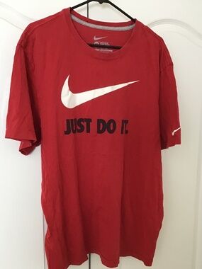 NIKE SWOOSH TEE MENS